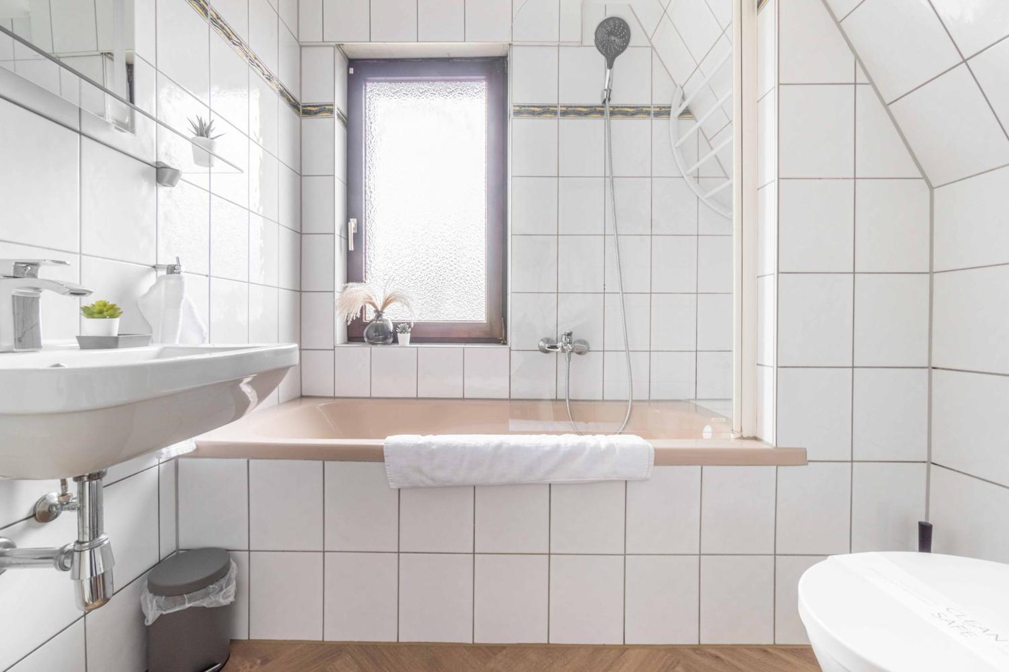Nice & Calm - Wohlfuehl-Wohnung In Stadtnaehe Fuer Familien Oder Freunde วีเซิล ภายนอก รูปภาพ